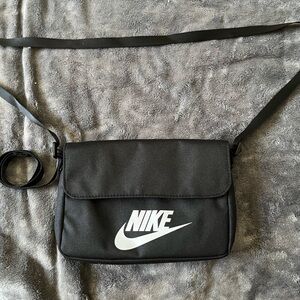Nike Crossbody